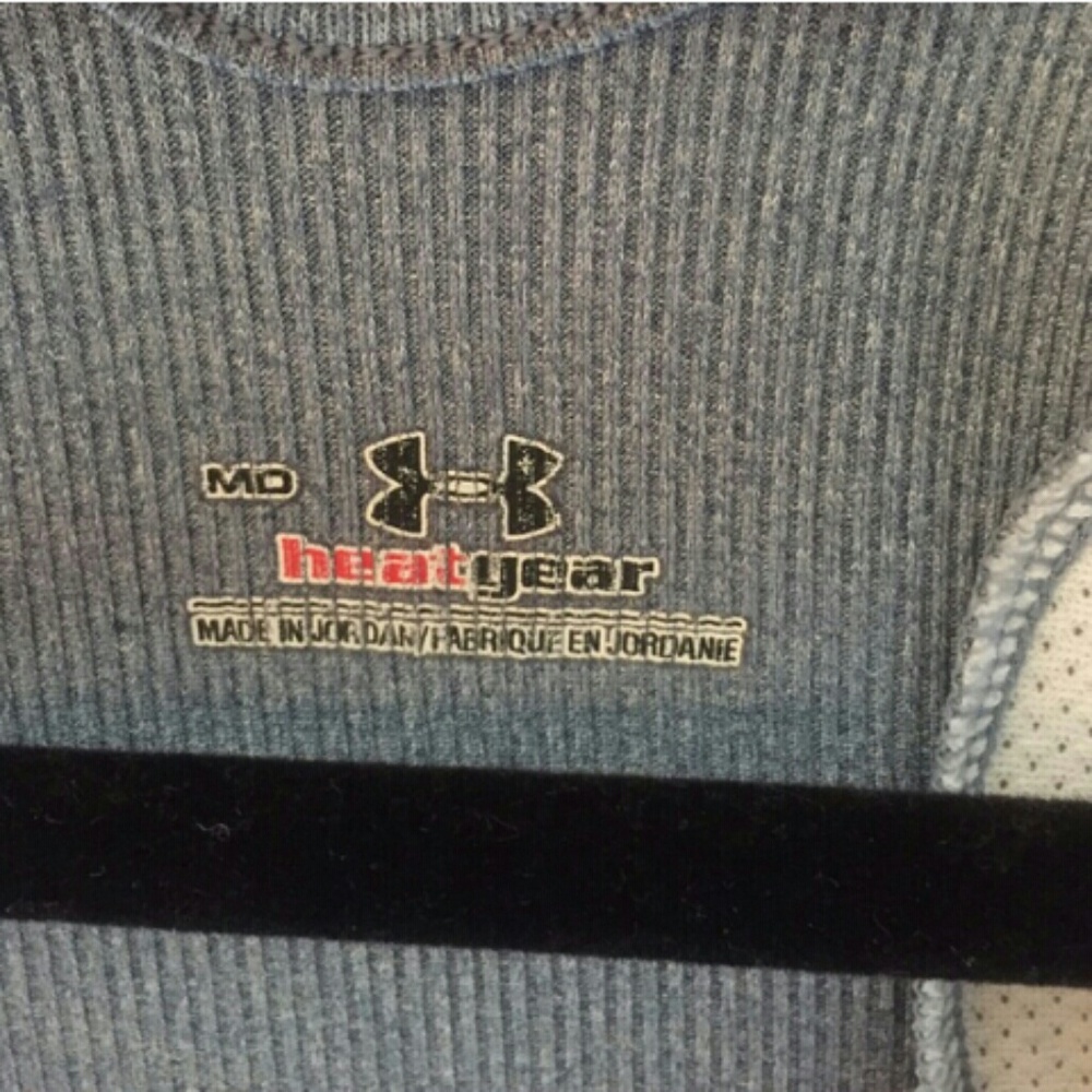 UNDER ARMOR HEAT GEAR RACER BACK - Picture 4 of 4